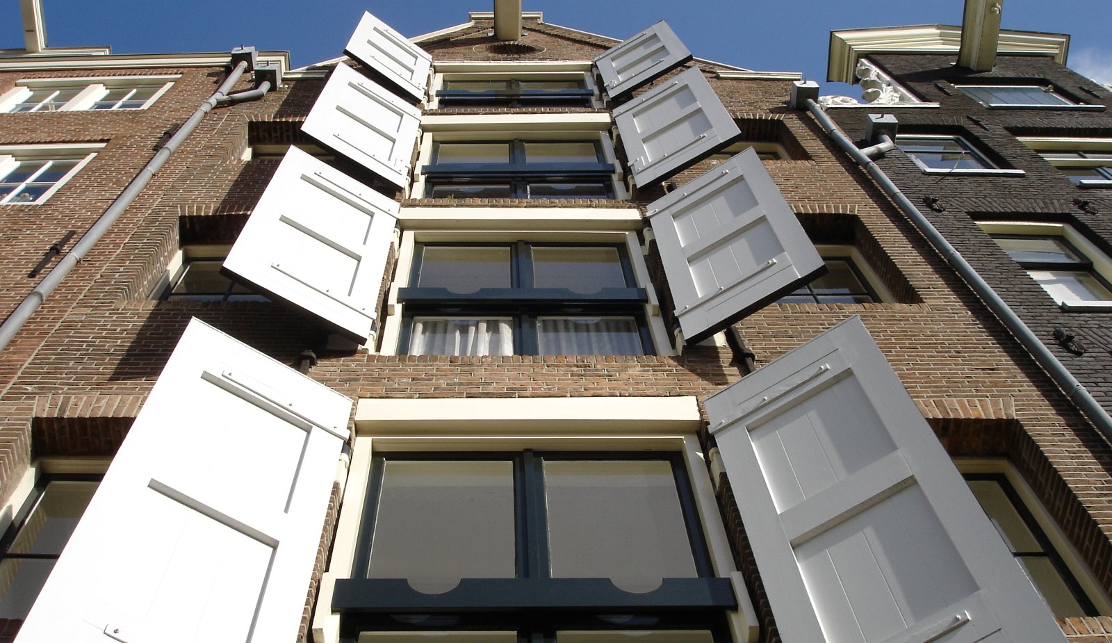amsterdam - windows