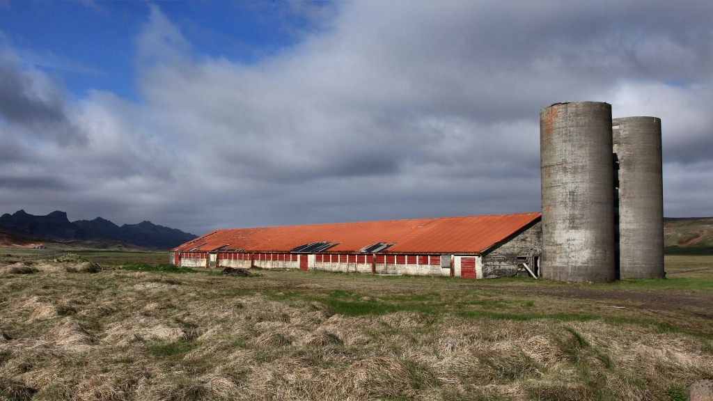 130615_6233_abandoned_farm