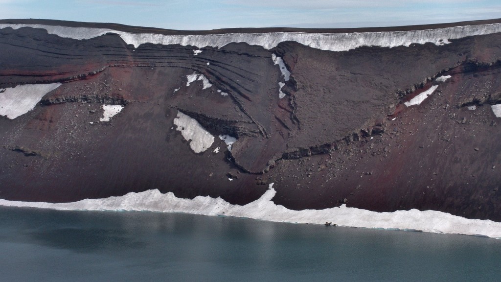 Ljotipollur, Landmannalaugur, Iceland